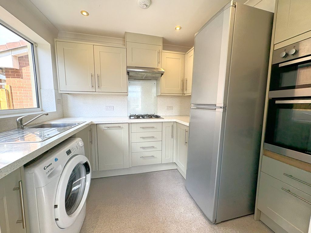 Property photo 2 of 13