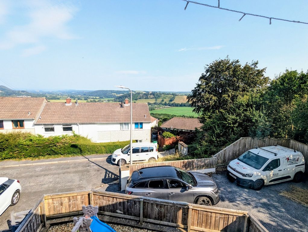 Property photo 3 of 14 Not Specified