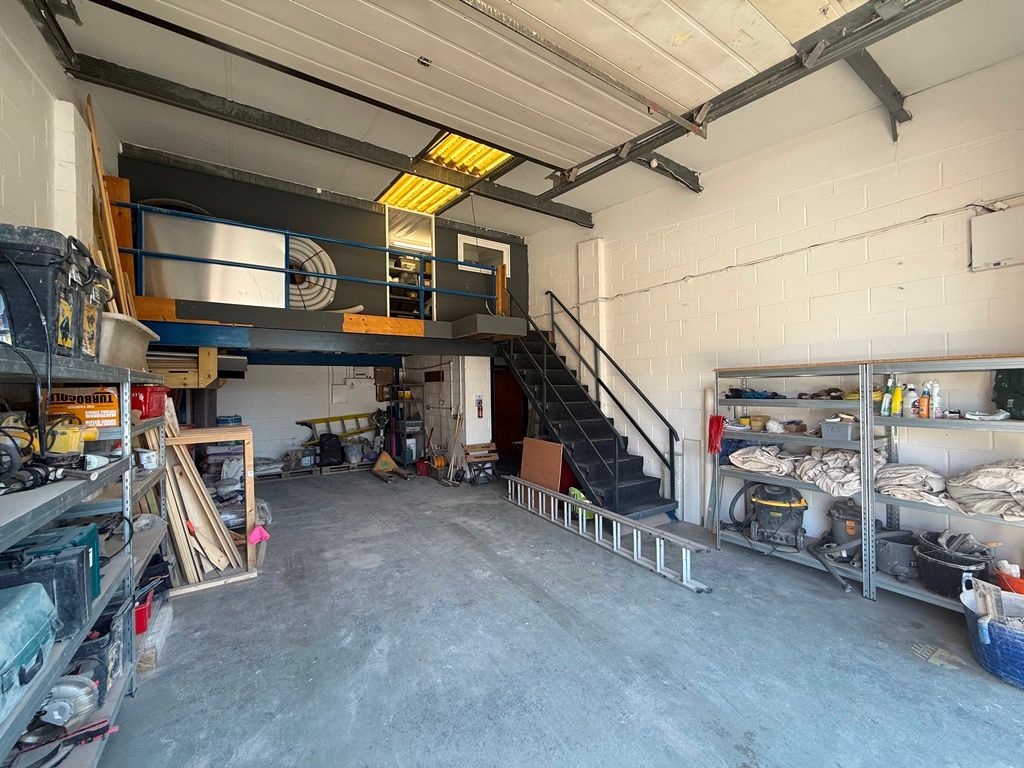 Property photo 2 of 4