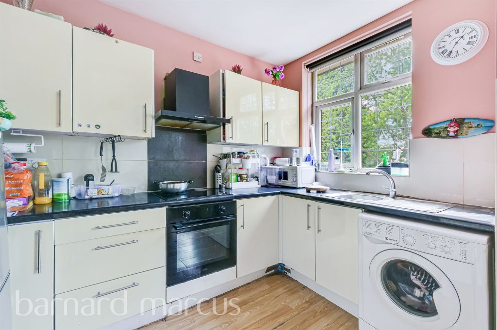 Property photo 3 of 12