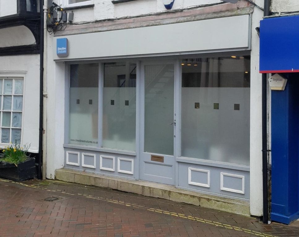 Property photo 1 of 8 Photo 7