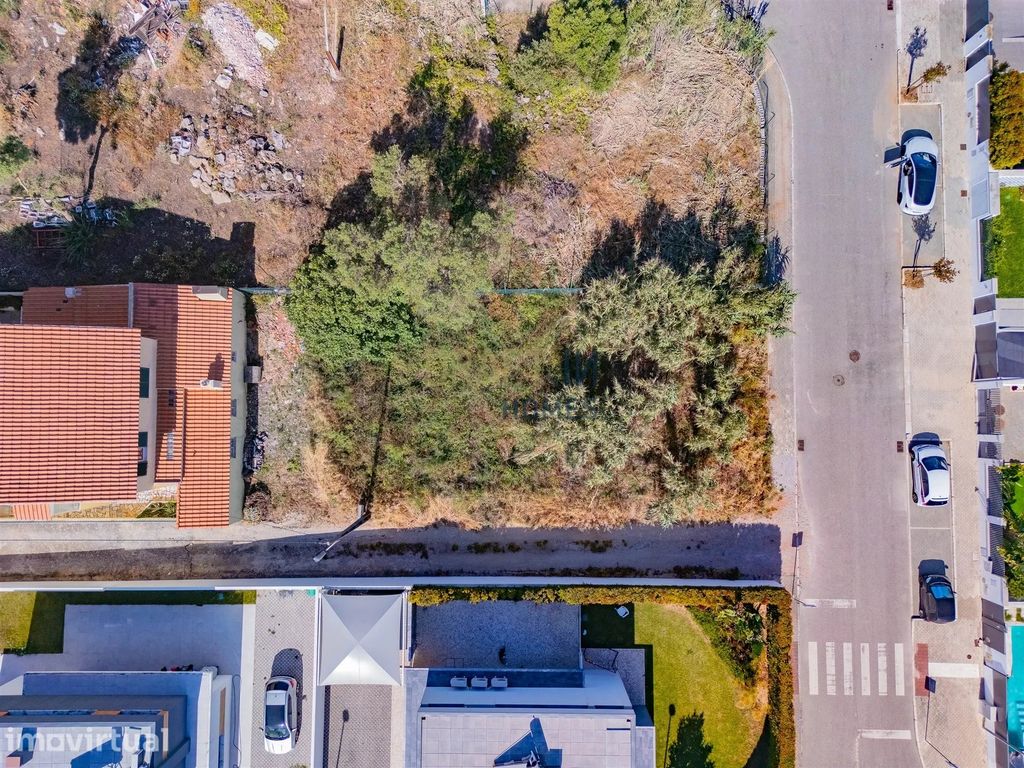 Property photo 3 of 32
