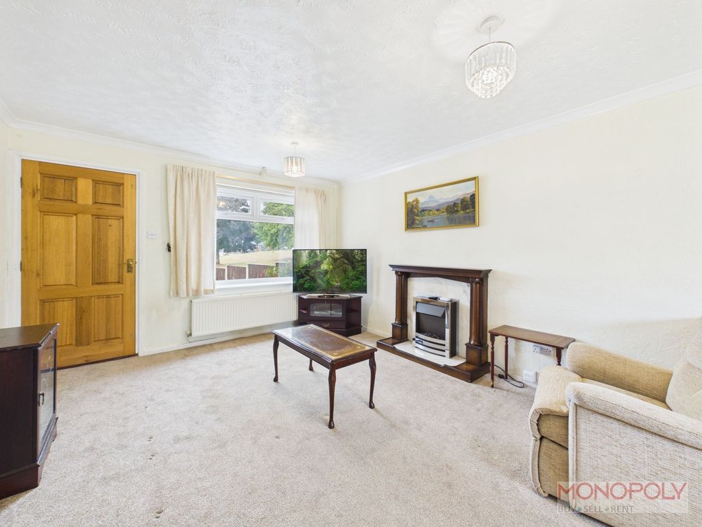 Property photo 3 of 18