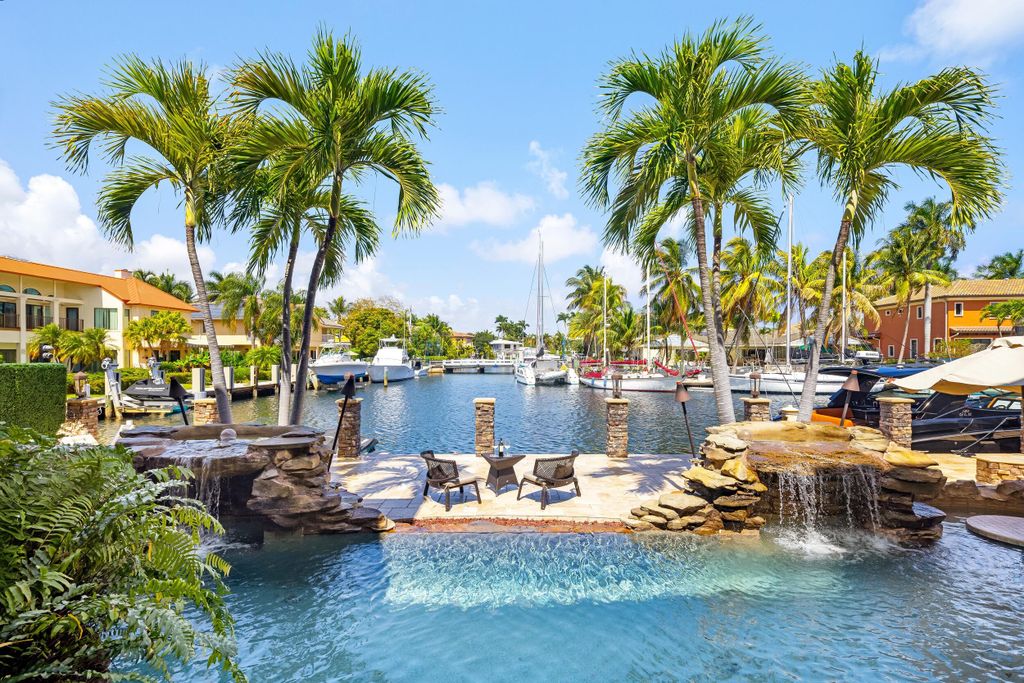 Property photo 1 of 40