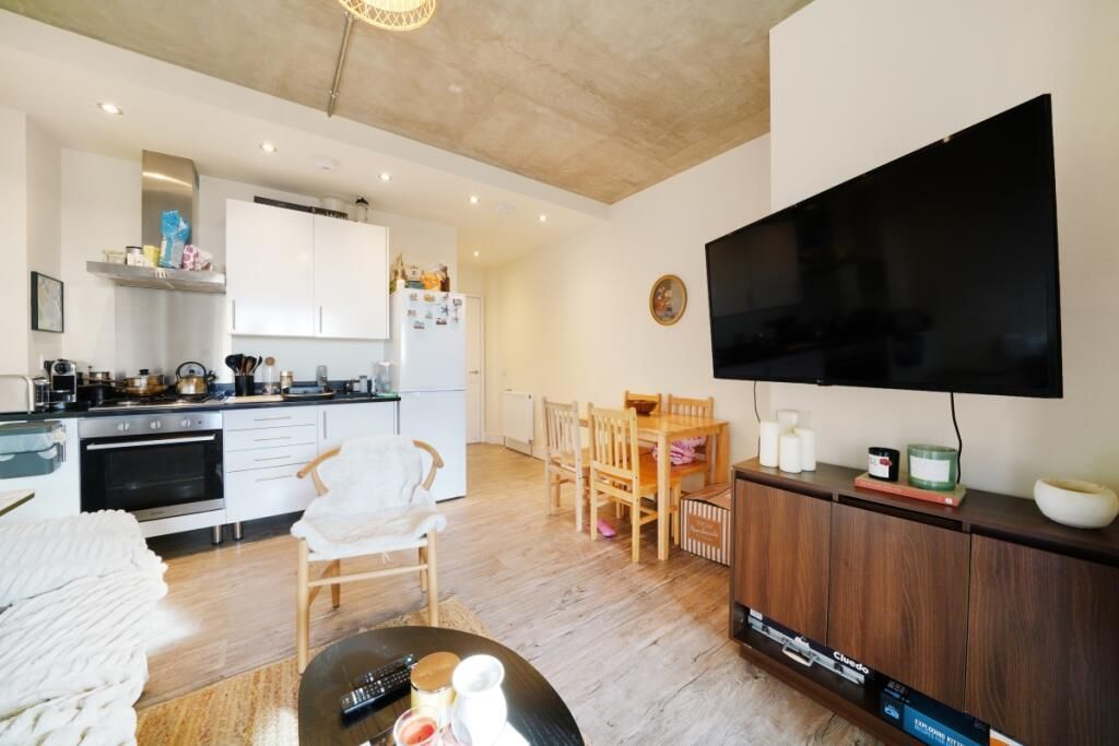 Property photo 2 of 6 Ea3129F81Eb092F3Ff0Da605F643dc0B.Jpeg