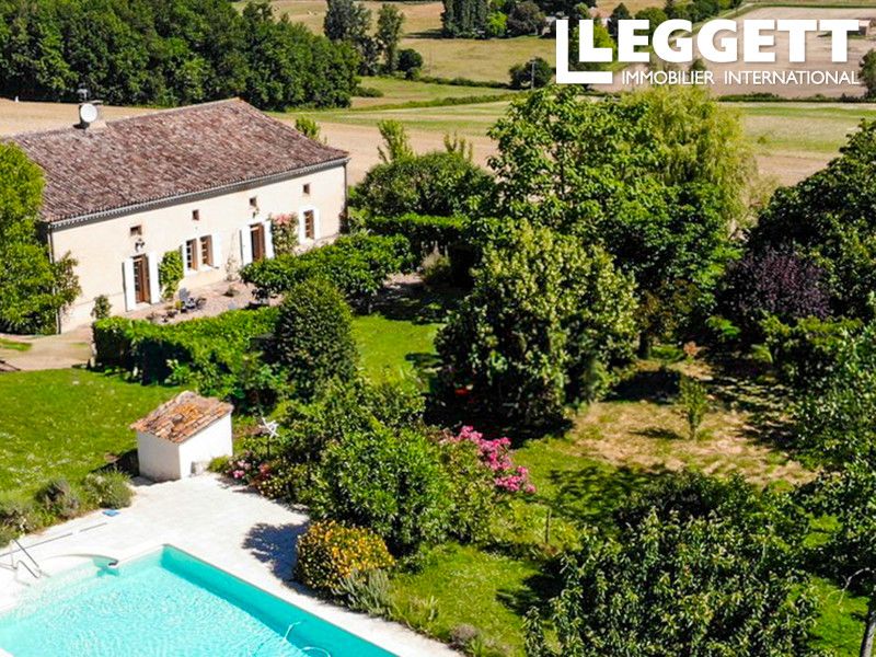 Property photo 2 of 10