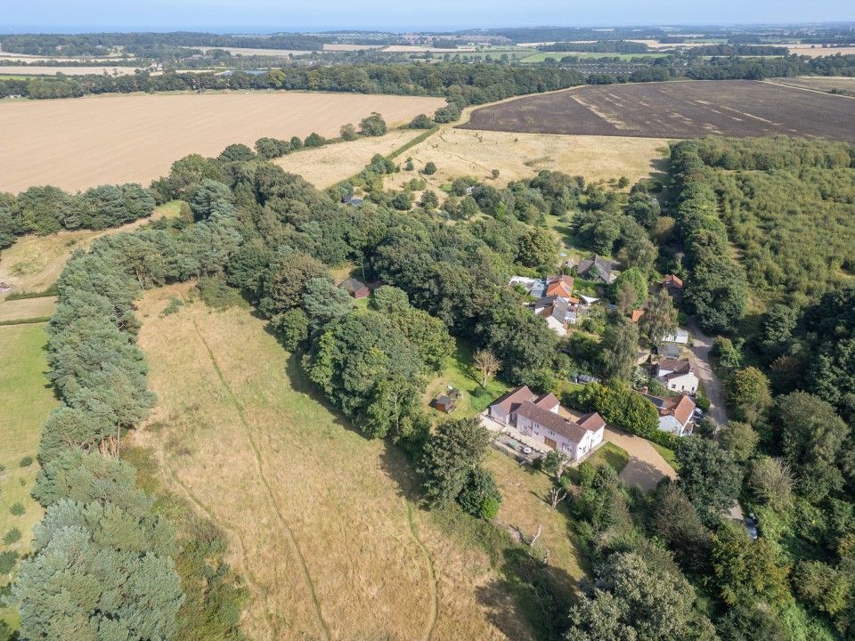 Property photo 2 of 33 Dji_0129