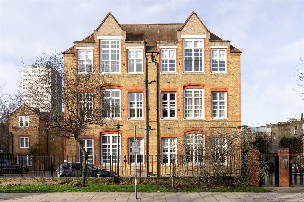 Property photo 1 of 12 Picture No. 03