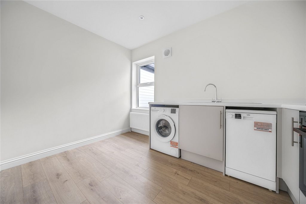 Property photo 3 of 10 Picture No. 08