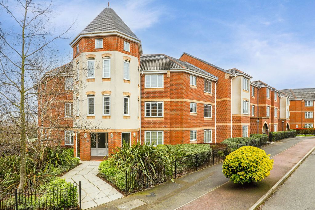 Property photo 1 of 20