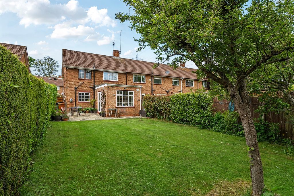 Property photo 2 of 19