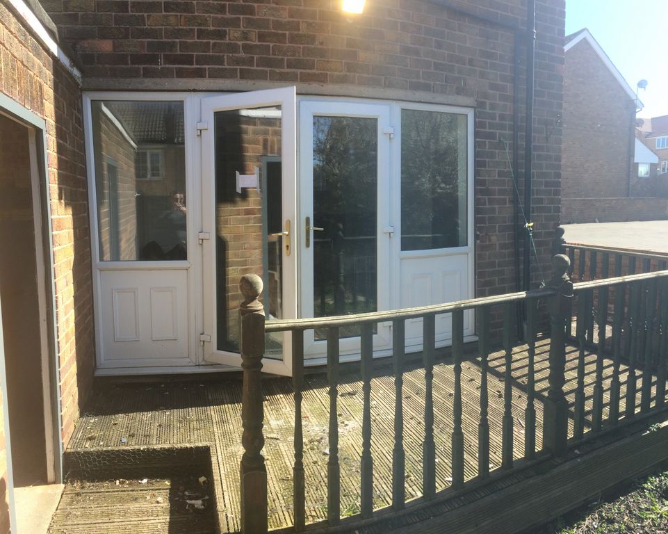 Property photo 1 of 9 1A Cotterill Road