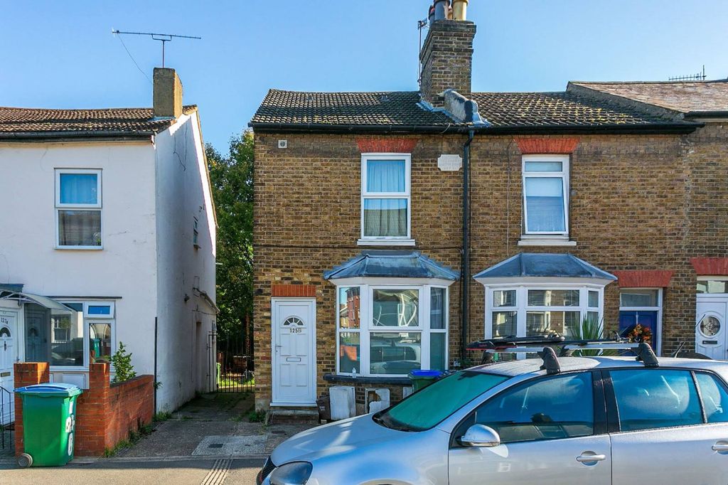 Property photo 2 of 5