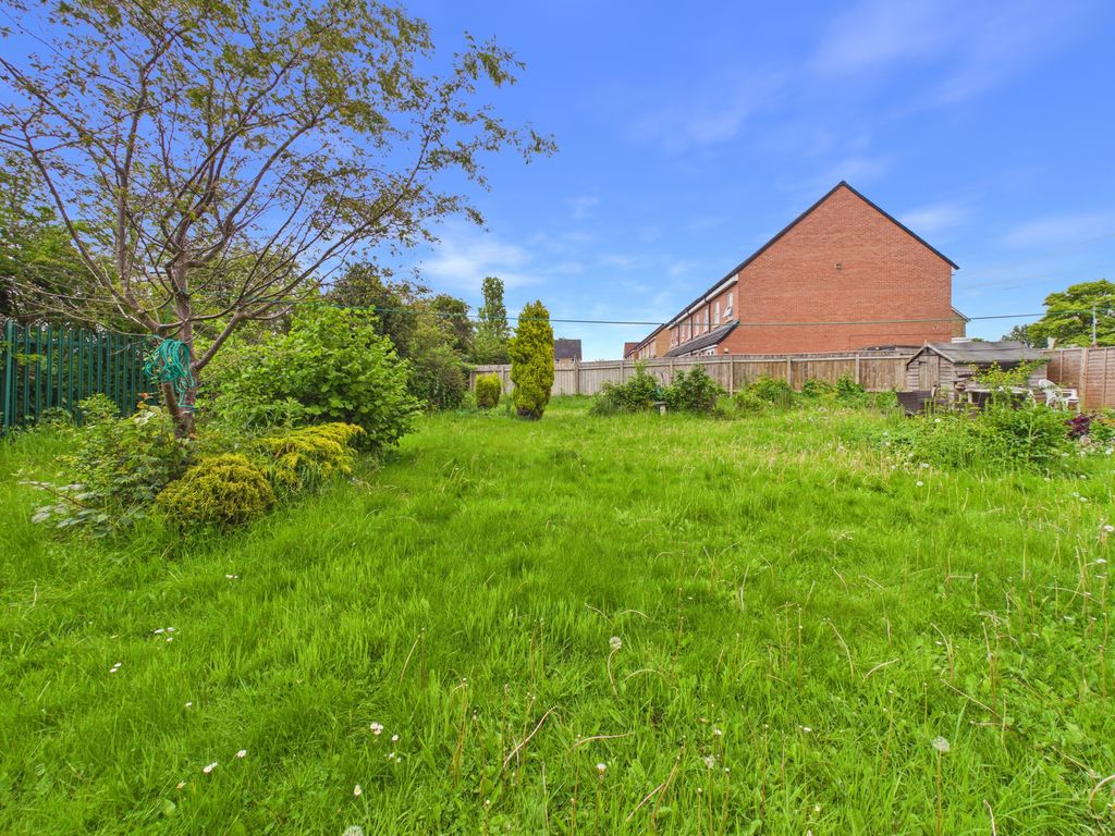 Property photo 3 of 14