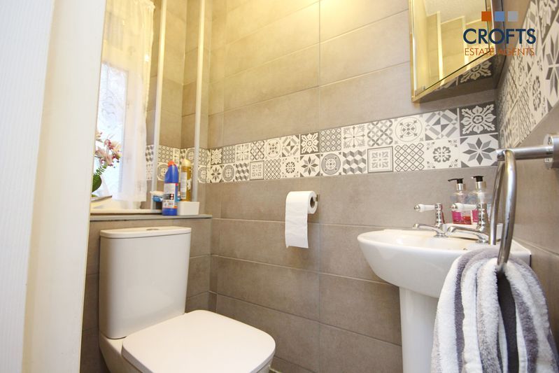 Property photo 3 of 11 WC