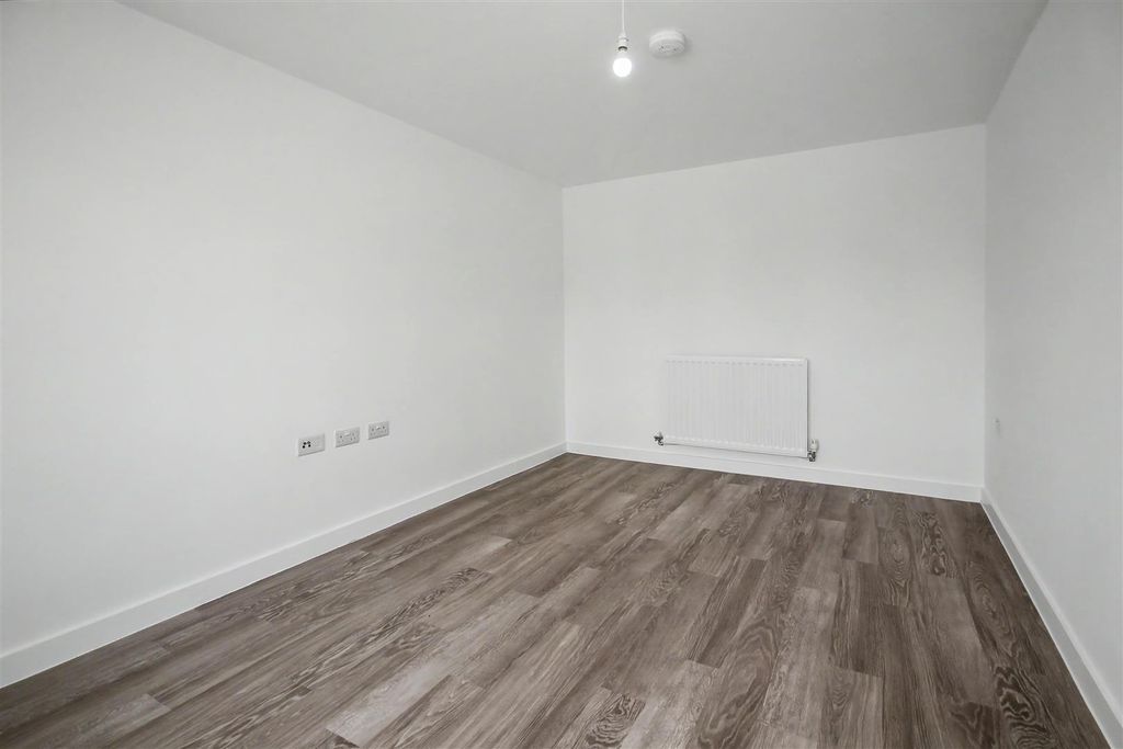 Property photo 2 of 20 Img_5082.Jpg