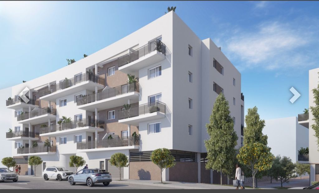 Property photo 3 of 3