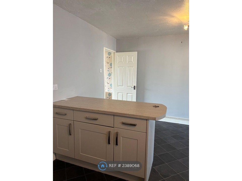 Property photo 2 of 13 Kitchen/Diner