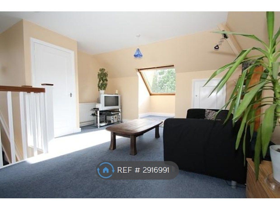 Property photo 1 of 6 Lounge
