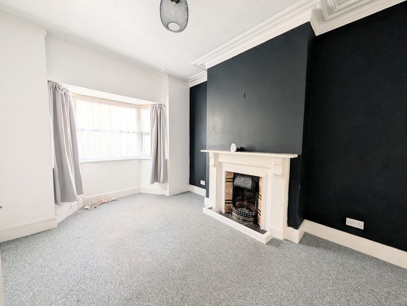 Property photo 3 of 11 Photo 9