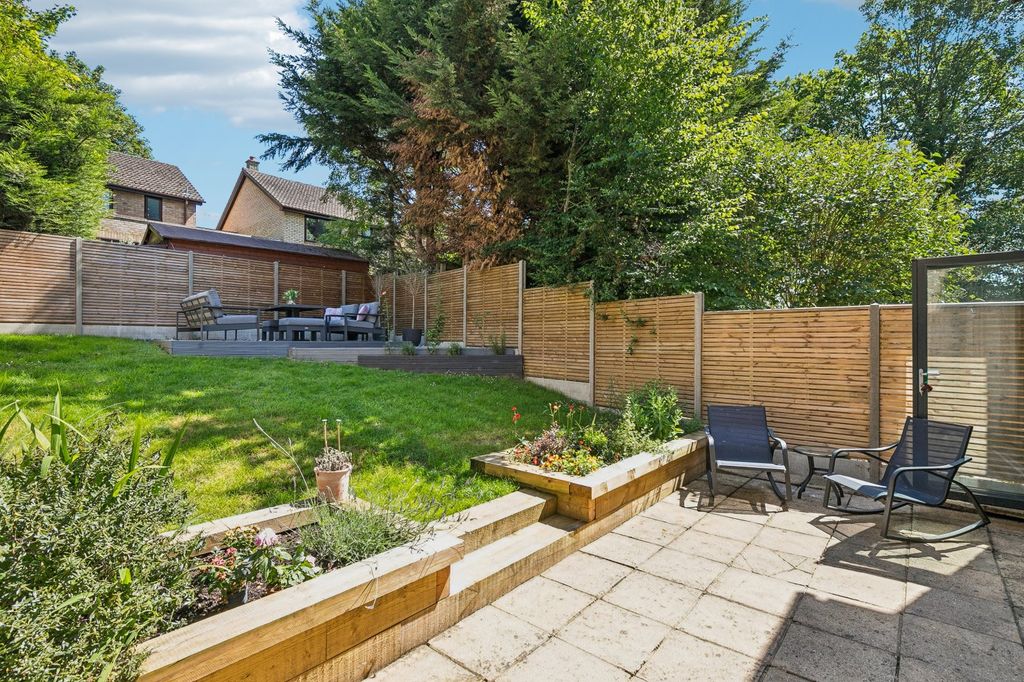 Property photo 2 of 17 Picture No. 08