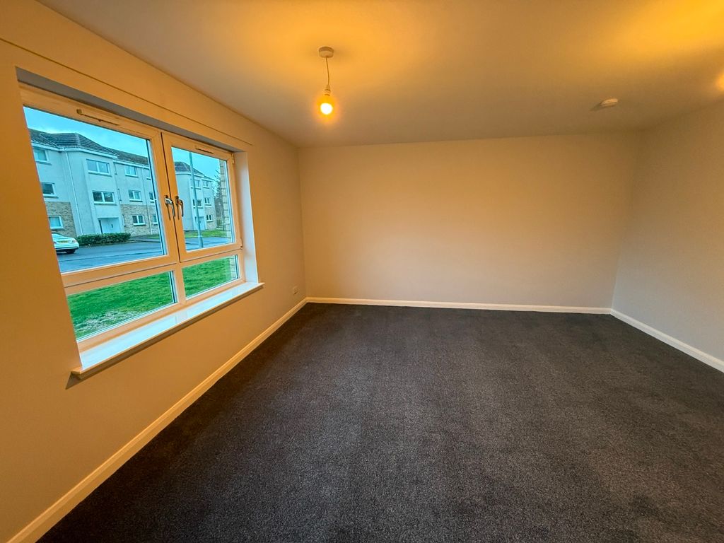 Property photo 2 of 8 Photo 2