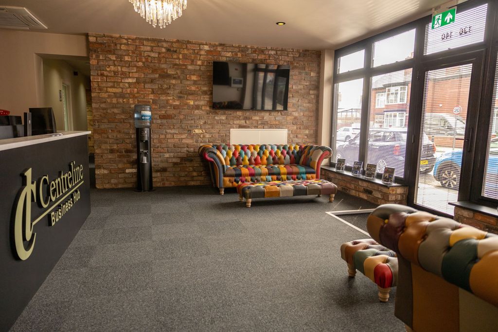 Property photo 3 of 8 Photo 6