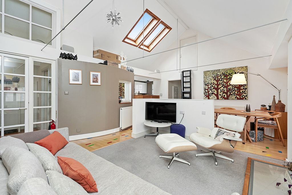 Property photo 3 of 30 Property Image 3