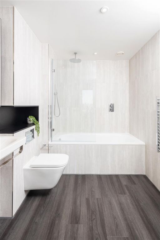 Property photo 2 of 9 Selectproperty-Circlesquare(55).Jpg