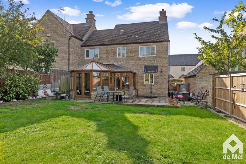 Property photo 3 of 20 Photo 19