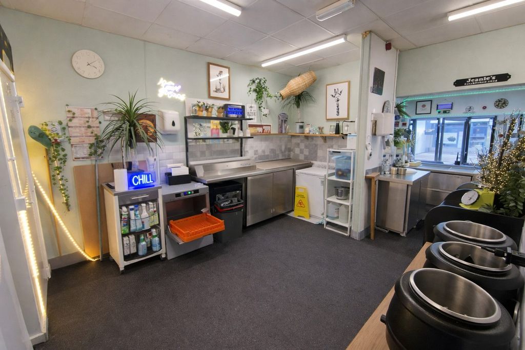 Property photo 2 of 4