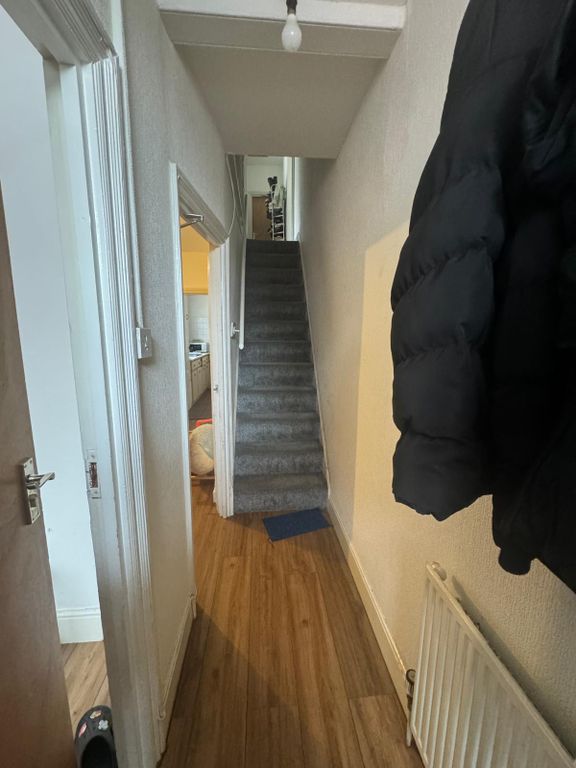 Property photo 2 of 14 Image