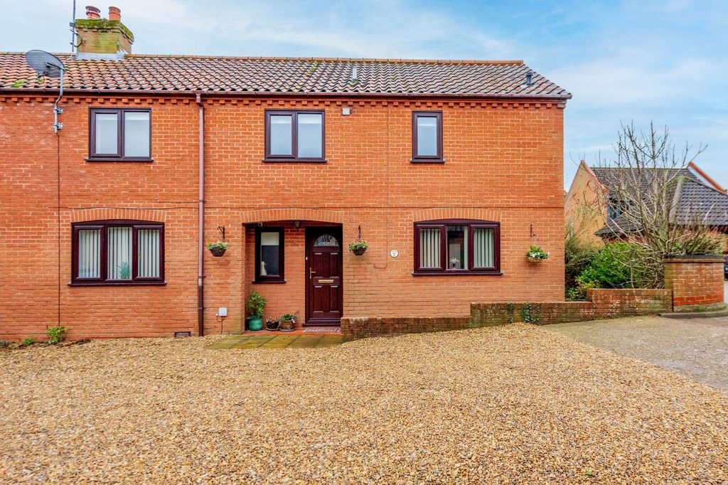 Property photo 1 of 27