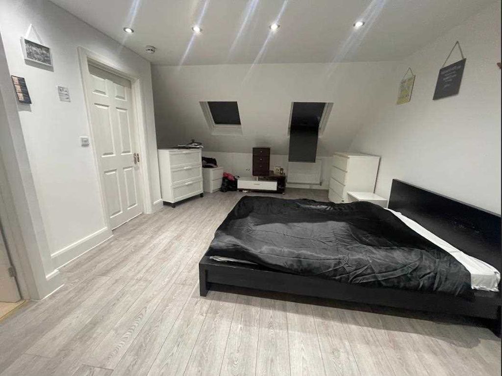 Property photo 2 of 9 Location Address: