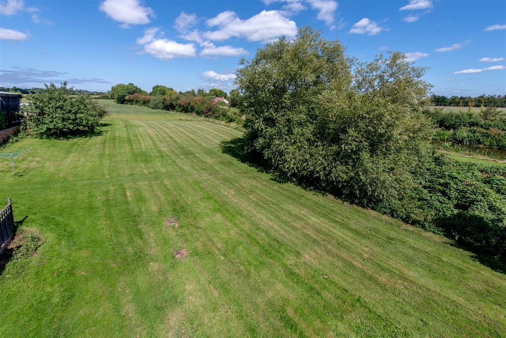 Property photo 3 of 34 Image11.Jpg