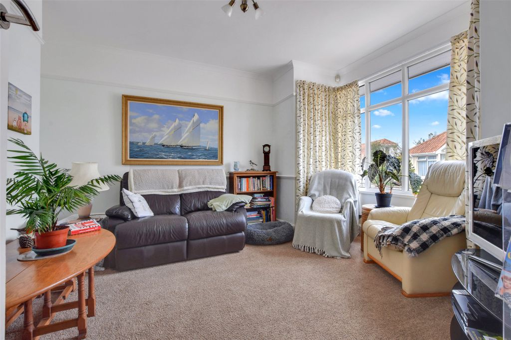Property photo 2 of 10 Picture No. 03