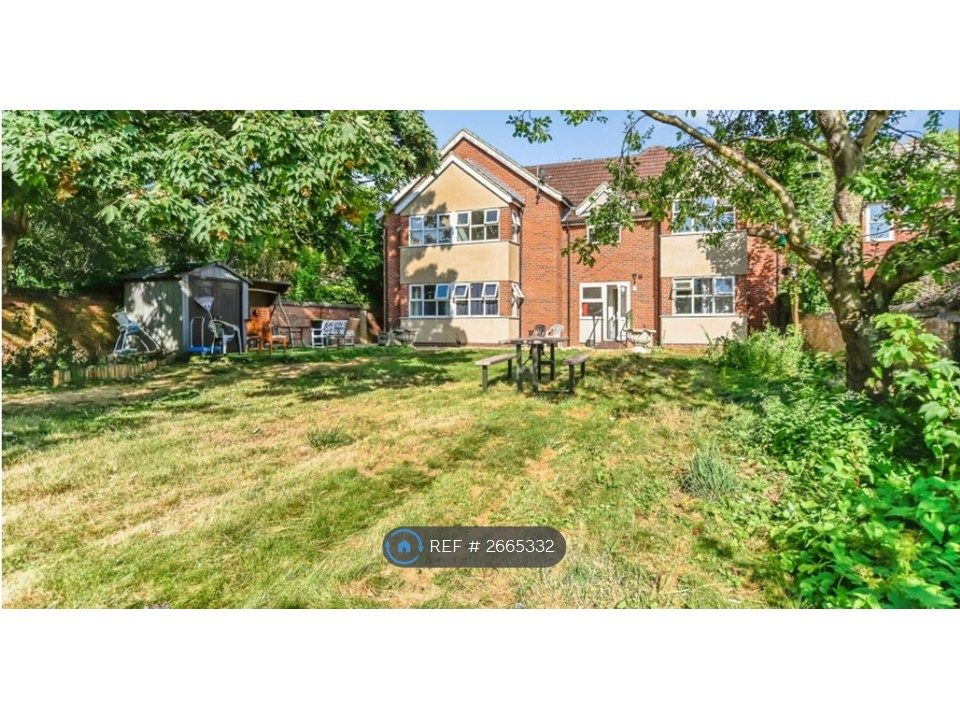 Property photo 2 of 5