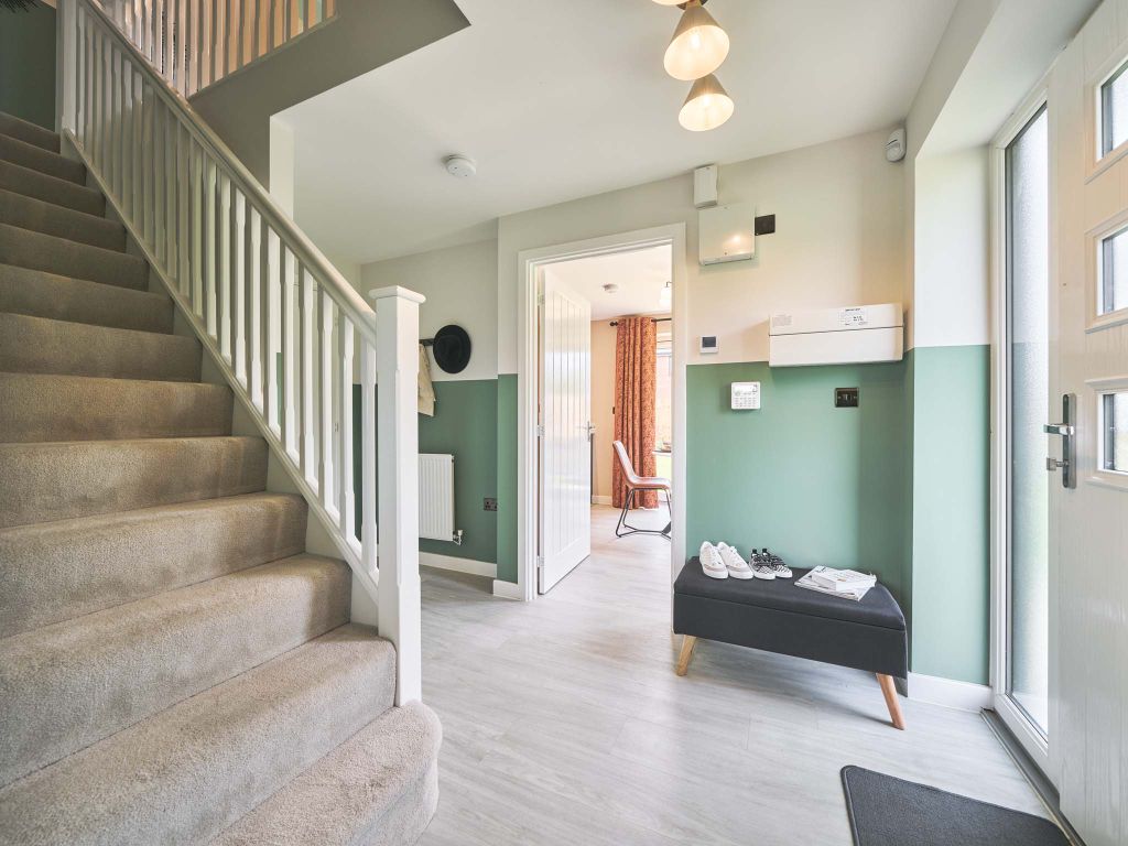 Property photo 3 of 27