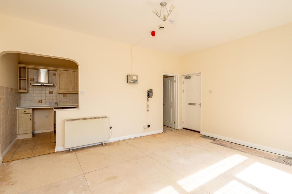 Additional image 4 of 1 bed flat for saleRichmond Avenue, Bognor Regis PO21