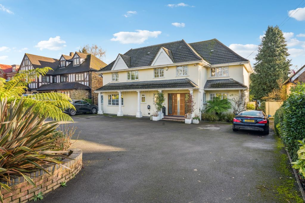 Property photo 1 of 16