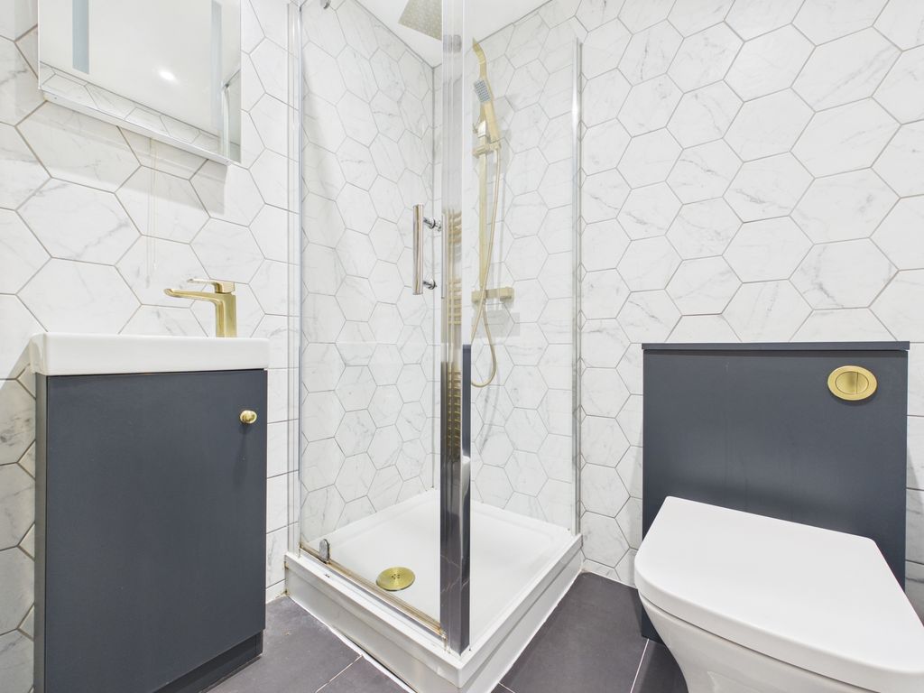 Property photo 2 of 5 Shower Room