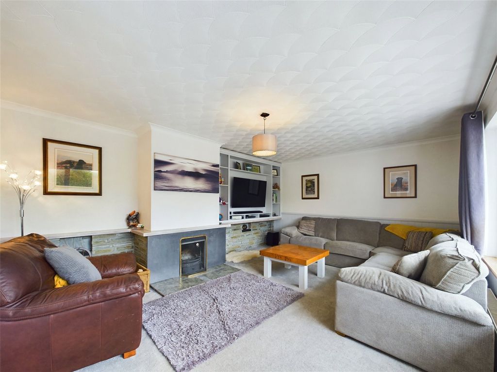 Property photo 3 of 19 Picture No. 01