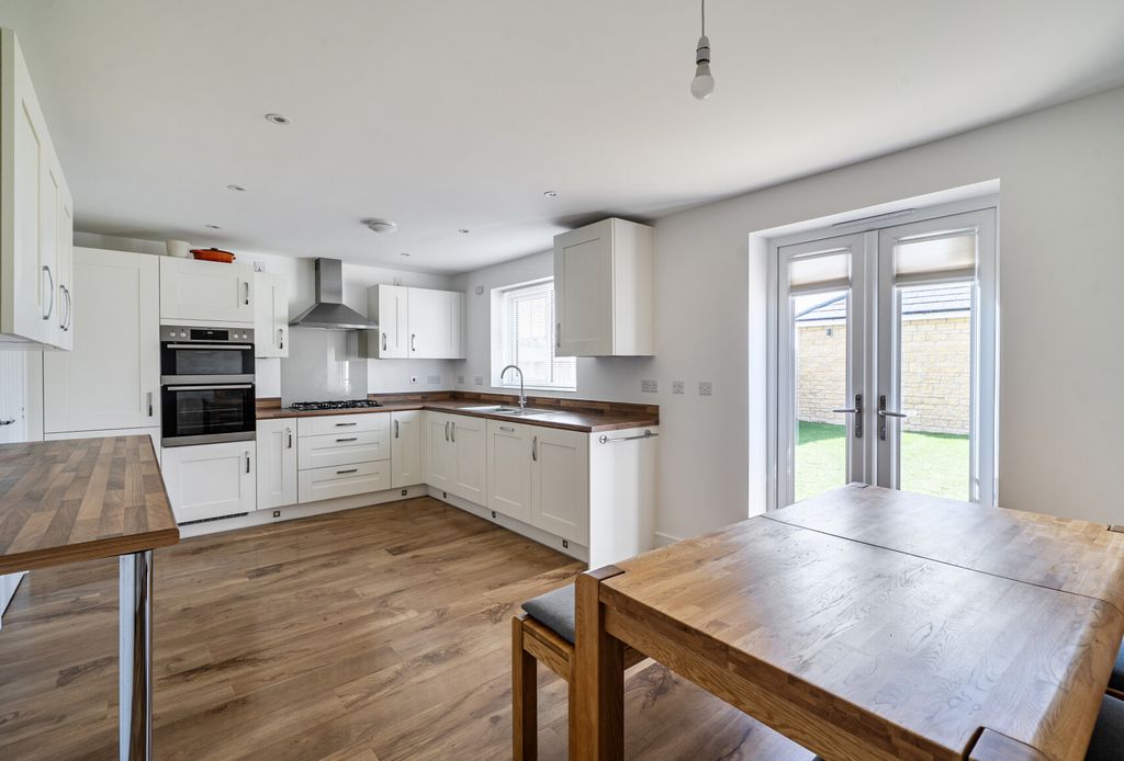 Property photo 3 of 19 1525407 (2).Jpg
