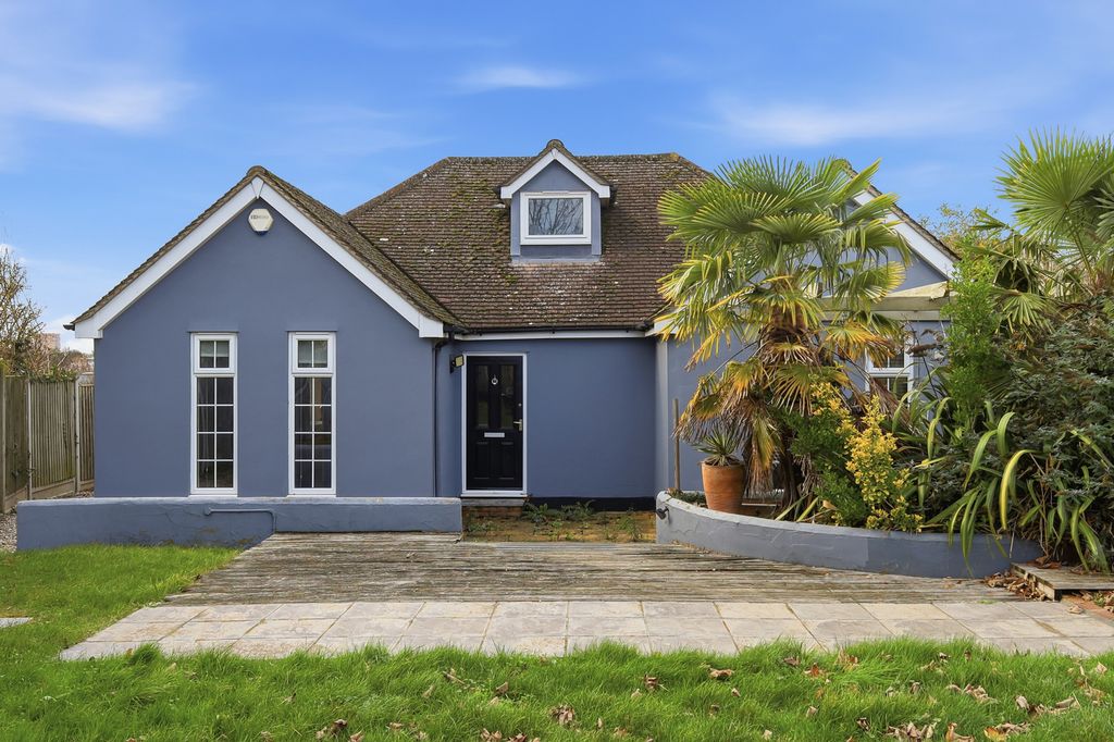 Property photo 1 of 26