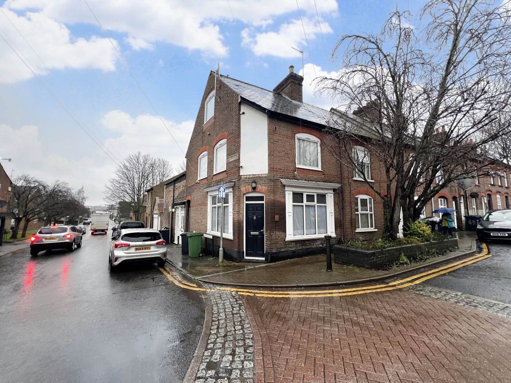 Property photo 1 of 7