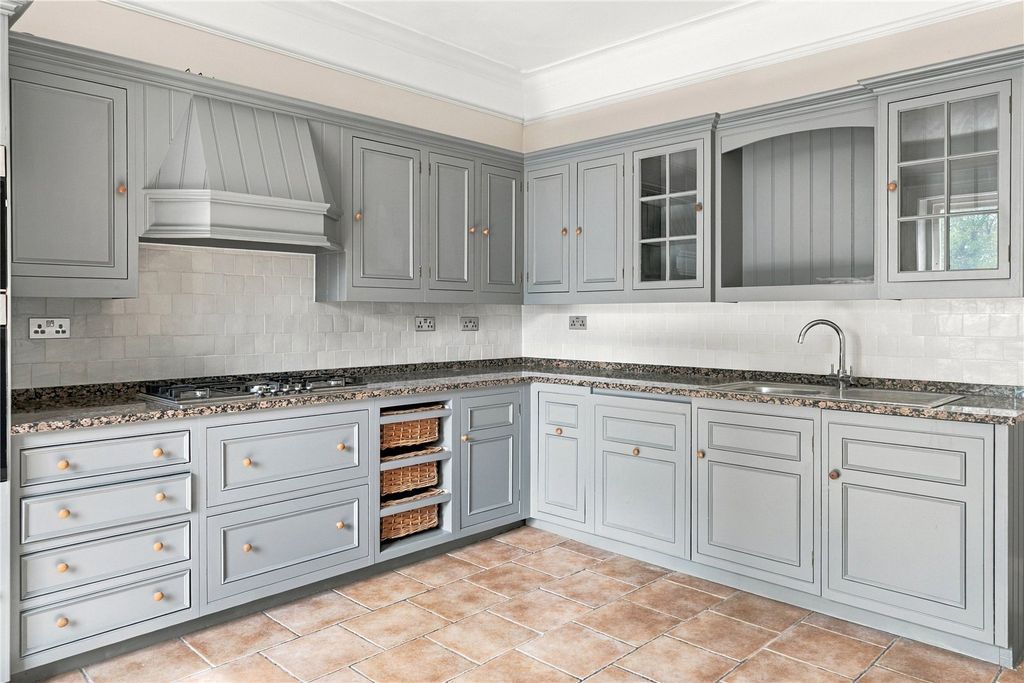 Property photo 3 of 10 Picture No. 04