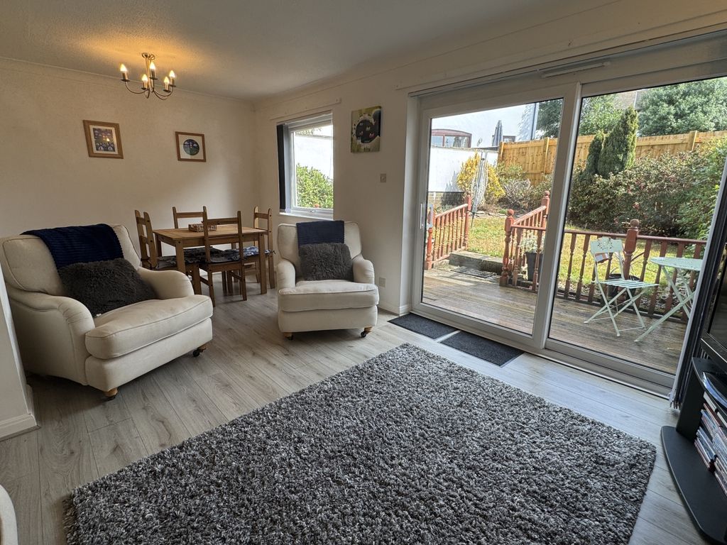 Property photo 3 of 11 Img_2964