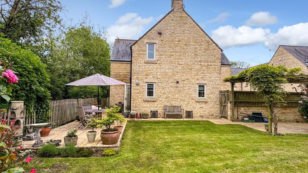 Property photo 1 of 14 Img_0550
