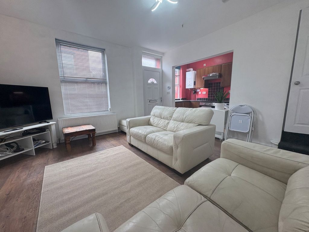 Property photo 1 of 9 Picture No. 13