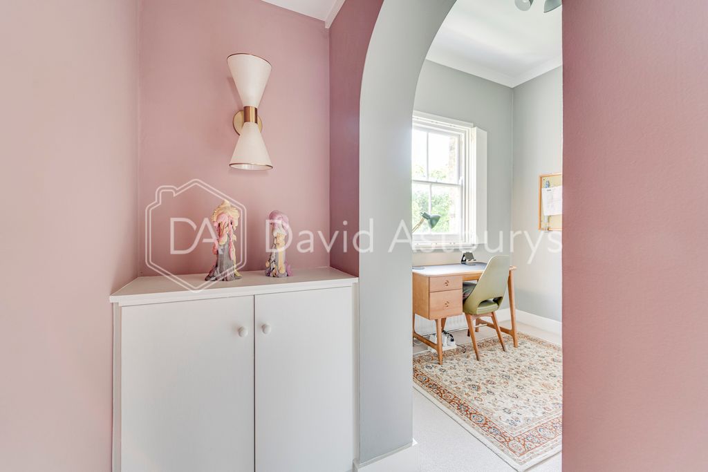 Property photo 2 of 14 Ndb00561_Enfused